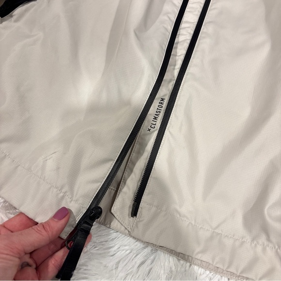 Adidas Traveer RAIN.RDY Rain Jacket / Savanna  FI0570 Men's Size Large - Picture 10 of 16